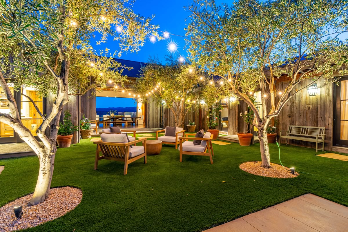 Party Lawn